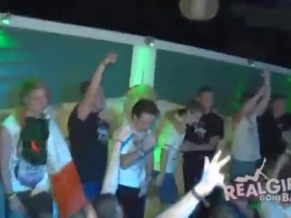 Attractive cica real adoleshencë
