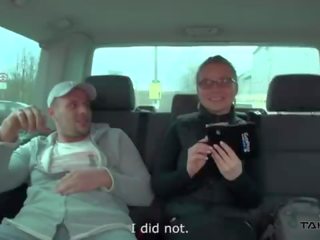 Blond võõras vaatama wendy moon pritsimine edasi suur riist & aktsia see