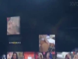 말라 붙은 아기 tysen 풍부한 도착 엿 에 그만큼 바닷가