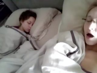 Alluring big boobs rumaja adolescent risk masturbate next to turu sis on cam - fuckcam69.com
