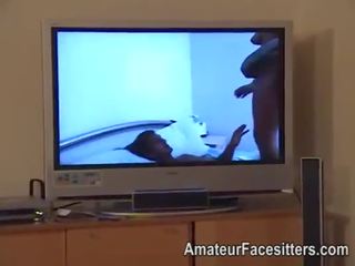 Puni par deux femmes pour regarde xxx film
