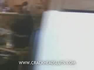 Harrowing tales nga një i vjetër i zbukuruar grua do të i vendosur lart ju glad ju kam një më mirë jetë