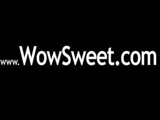 Oiled cookie and her sedusive Piss stream