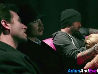 Hot pirang sucks member