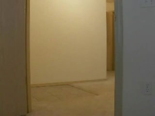 Jaunas žmona myli į blykstė pristatymas vyrai