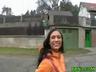 公 出 门 娃娃 小鸡 成人 夹 性交 口交