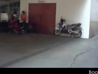 Hoteč najstnice mlada dama picked up za poletje počitnice