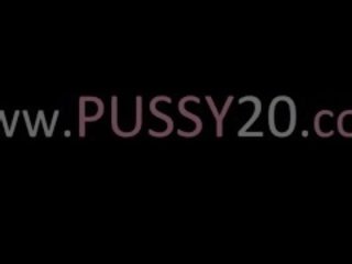 Blond perizada in ak masturbation