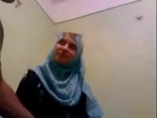 Başlangyç dubai sexually aroused hijab ýaş gyz fucked at home - desiscandal.xyz