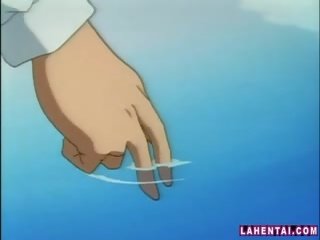 Hentai bukuri në rroba banje merr fucked në the pishinë