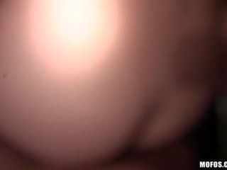 Fat putz enters anal