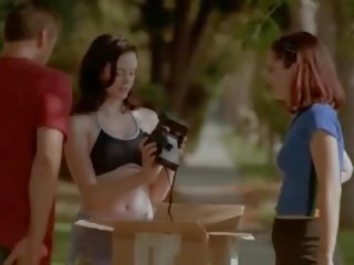 Rose mcgowan devil in the flesh