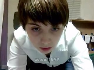 Teen strips off clothes into underwear and then nude on cam for steady