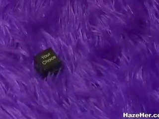 Skupina na nahý svůdný holky hrát x jmenovitý video hry