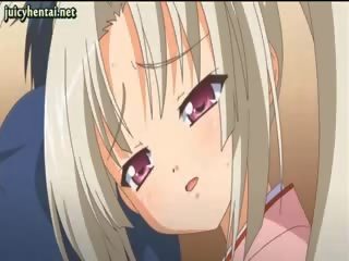 Blondýnka anime cookie dělá nohapráci