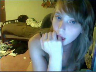 A young gyz masturbates on kamera video