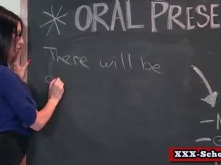 Uly emjekli schoolgirls and teachers fucked in klass 18