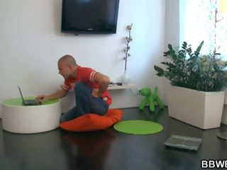 Çişik bet: shameless fatty garry introduces for huge young sik