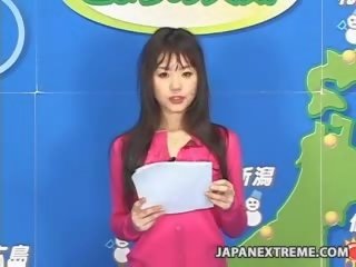 טלוויזיה weathergirl על הפנים ב לחיות טלוויזיה