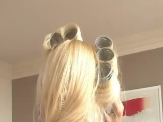 Fairhair tranny cumming pro a