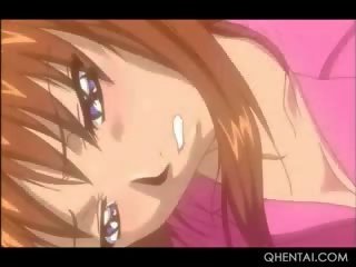 Excited hentaý beauty touches her hujuwly amjagaz in bed
