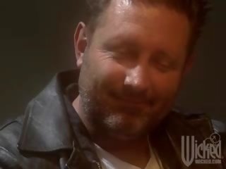 Pornstar Jessica Drake handcuffed and interiagated just after blowjob