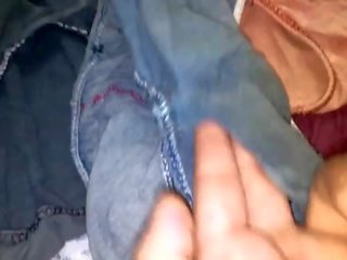 Mea mame pentru chiloți sau pantalonași vechi murdar streetwalker