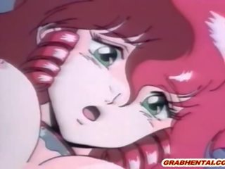 Krūtainas hentai izpaužas laizīja viņai bigboobs un exceptional poked
