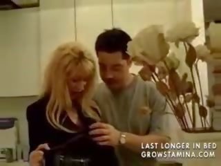 Blondinka betje eje visits for a fuck