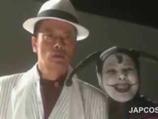 Asia marvellous bokong aktris plays goddess in cosputer scene