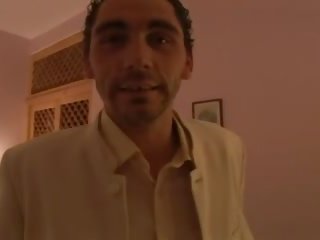 Francozinje honeymonn sextape