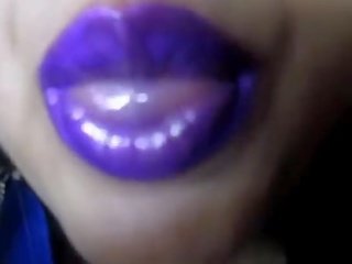[plump ustnice kisses] i feed off od vaš weakness!