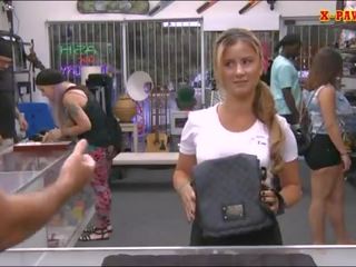 Delightful waitress screwed by njijiki pawn youngster