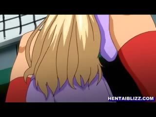 Karakter segaklass oralüüs ja tittyfucked sisse a riietushoid