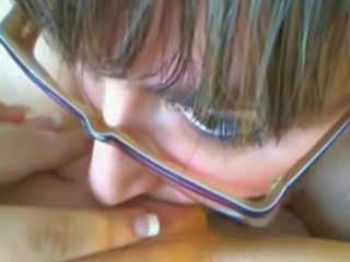 Mylaýym brunet eats out her syrylan loud gf