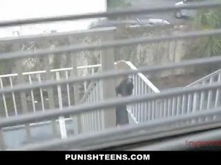 Blondinka ýaşlar temmi berilen by uly phallus - tinyteencams.com