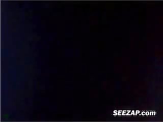 Kuřátko film pryč ji velký roztomilý prsa