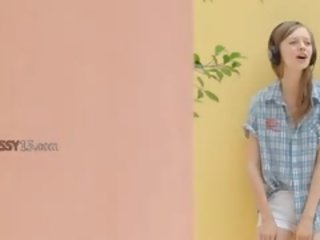 운지법 의 거대한 말라 붙은 덴마크의 병아리