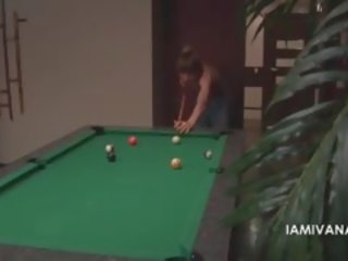 Inçe ors sikiş film gurjak ivana sikiş her bf on a basseýn table