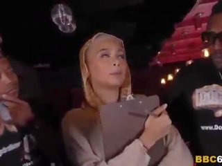 Arab lavire aaliyah hadid gëzon anale seks simultan