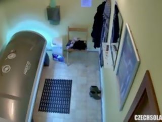 Hidden kamera young gyz is ellemek her amjagaz in soläriý