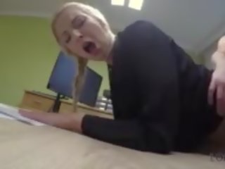 Szőke angyal fizet -val x névleges film mert hajlékony hitel.