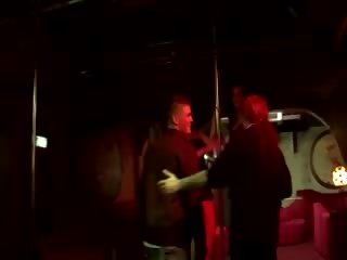 Real gollandiýaly gutaran jelep meeting new customer