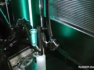 Gomë kukulla formim: falas falas gomë kukulla pd e pisët kapëse video f9