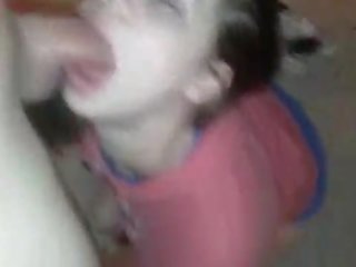 Koket i dashur duke thithur mua