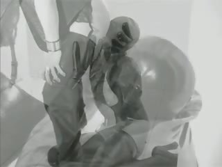 Vacuum Pump - Latex Fun