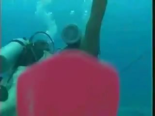 Aqua umazano posnetek