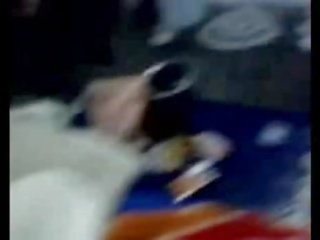 Provokativno sever indijke velika joški tetkica daje bj