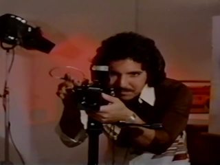 Lost girls: mugt mobile girls & vimeo girls kirli film clip