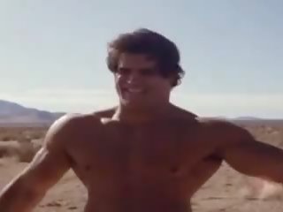 Malibu izraziti 1985: znani seks film posnetek 42